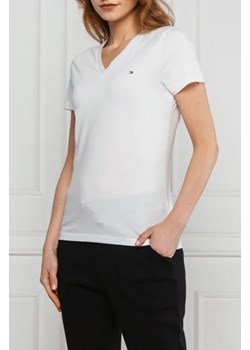 Tommy Hilfiger T-shirt HERITAGE | Regular Fit ze sklepu Gomez Fashion Store w kategorii Bluzki damskie - zdjęcie 172909498