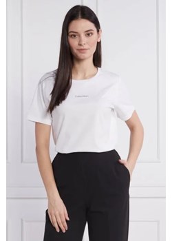 Calvin Klein T-shirt MICRO LOGO | Regular Fit ze sklepu Gomez Fashion Store w kategorii Bluzki damskie - zdjęcie 172909965