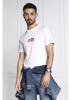 GUESS T-shirt TREEDY | Slim Fit ze sklepu Gomez Fashion Store w kategorii T-shirty męskie - zdjęcie 172910829