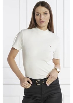 Tommy Hilfiger T-shirt NEW CODY | Slim Fit ze sklepu Gomez Fashion Store w kategorii Bluzki damskie - zdjęcie 172916666