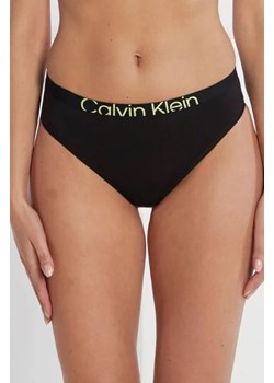 Calvin Klein Underwear Stringi ze sklepu Gomez Fashion Store w kategorii Majtki damskie - zdjęcie 172931857