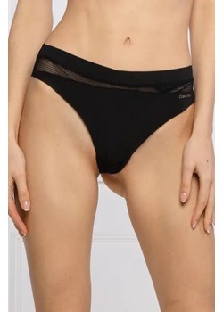 Calvin Klein Underwear Stringi ze sklepu Gomez Fashion Store w kategorii Majtki damskie - zdjęcie 172937509