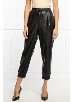DKNY Spodnie | Regular Fit ze sklepu Gomez Fashion Store w kategorii Spodnie damskie - zdjęcie 172938037
