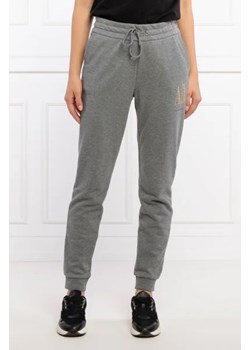 Armani Exchange Spodnie dresowe | Regular Fit ze sklepu Gomez Fashion Store w kategorii Spodnie damskie - zdjęcie 172938275