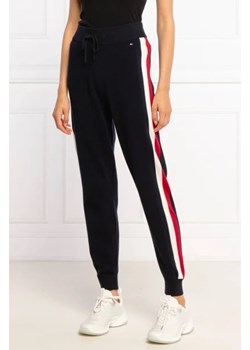 Tommy Hilfiger Spodnie dresowe | Loose fit | z dodatkiem wełny ze sklepu Gomez Fashion Store w kategorii Spodnie damskie - zdjęcie 172938957