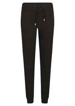 Tommy Hilfiger Spodnie dresowe | Regular Fit ze sklepu Gomez Fashion Store w kategorii Spodnie chłopięce - zdjęcie 172939439