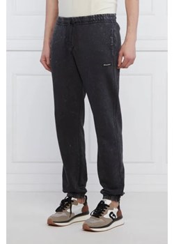 Champion Spodnie dresowe | Regular Fit ze sklepu Gomez Fashion Store w kategorii Spodnie męskie - zdjęcie 172941457