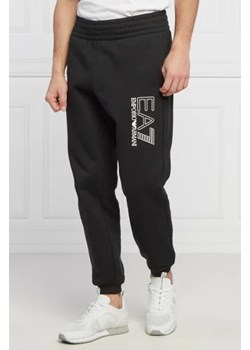 EA7 Spodnie dresowe | Regular Fit ze sklepu Gomez Fashion Store w kategorii Spodnie męskie - zdjęcie 172941678