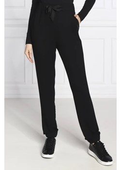 Liu Jo Rose Spodnie dresowe | Regular Fit ze sklepu Gomez Fashion Store w kategorii Spodnie damskie - zdjęcie 172942615