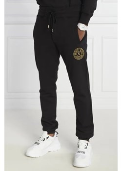 Versace Jeans Couture Spodnie dresowe | Regular Fit ze sklepu Gomez Fashion Store w kategorii Spodnie męskie - zdjęcie 172945138