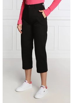 Tommy Jeans Spodnie | Cropped Fit ze sklepu Gomez Fashion Store w kategorii Spodnie damskie - zdjęcie 172945299
