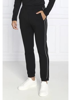 Emporio Armani Spodnie dresowe | Regular Fit ze sklepu Gomez Fashion Store w kategorii Spodnie męskie - zdjęcie 172945426