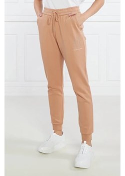 Armani Exchange Spodnie dresowe | Regular Fit ze sklepu Gomez Fashion Store w kategorii Spodnie damskie - zdjęcie 172945748