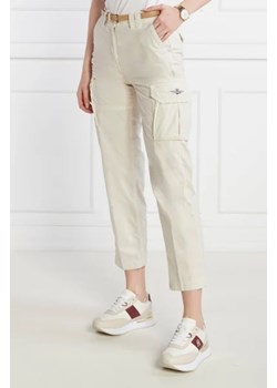 Aeronautica Militare Spodnie cargo | Regular Fit ze sklepu Gomez Fashion Store w kategorii Spodnie damskie - zdjęcie 172949036