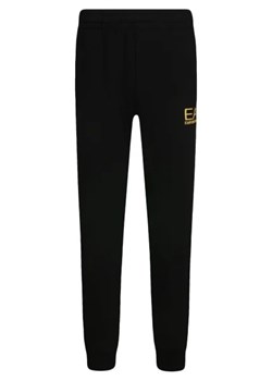 EA7 Spodnie dresowe | Regular Fit ze sklepu Gomez Fashion Store w kategorii Spodnie chłopięce - zdjęcie 172949138