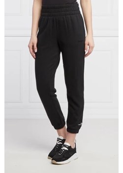 DKNY Sport Spodnie dresowe | Regular Fit ze sklepu Gomez Fashion Store w kategorii Spodnie damskie - zdjęcie 172950107