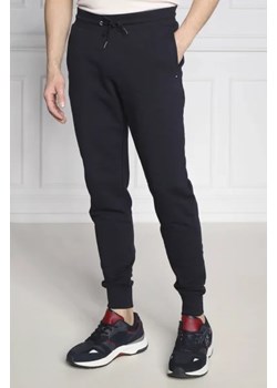 Tommy Hilfiger Spodnie dresowe | Regular Fit ze sklepu Gomez Fashion Store w kategorii Spodnie męskie - zdjęcie 172950338