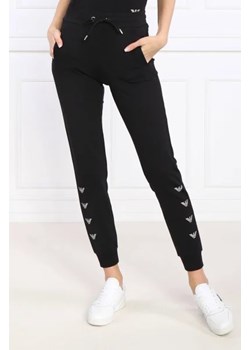 EA7 Spodnie dresowe | Regular Fit ze sklepu Gomez Fashion Store w kategorii Spodnie damskie - zdjęcie 172955809