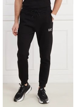 EA7 Spodnie dresowe | Regular Fit ze sklepu Gomez Fashion Store w kategorii Spodnie męskie - zdjęcie 172956105