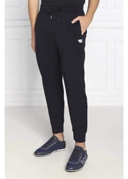 Emporio Armani Spodnie dresowe | Regular Fit ze sklepu Gomez Fashion Store w kategorii Spodnie męskie - zdjęcie 172956518