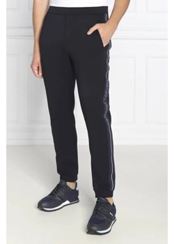 Emporio Armani Spodnie dresowe | Regular Fit ze sklepu Gomez Fashion Store w kategorii Spodnie męskie - zdjęcie 172957377