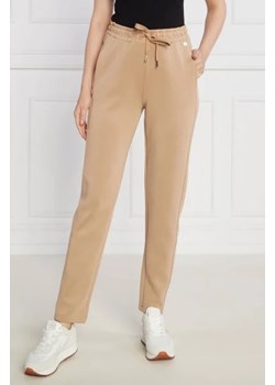 Joop! Spodnie dresowe | Regular Fit ze sklepu Gomez Fashion Store w kategorii Spodnie damskie - zdjęcie 172957648