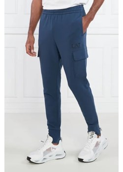EA7 Spodnie dresowe | Regular Fit ze sklepu Gomez Fashion Store w kategorii Spodnie męskie - zdjęcie 172961035
