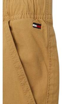 Tommy Hilfiger Spodnie cargo | Regular Fit ze sklepu Gomez Fashion Store w kategorii Spodnie chłopięce - zdjęcie 172961656