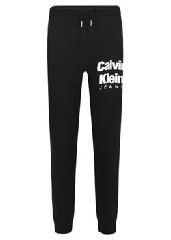CALVIN KLEIN JEANS Spodnie dresowe | Regular Fit ze sklepu Gomez Fashion Store w kategorii Spodnie chłopięce - zdjęcie 172966305