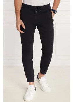 Armani Exchange Spodnie dresowe | Regular Fit ze sklepu Gomez Fashion Store w kategorii Spodnie męskie - zdjęcie 172969328