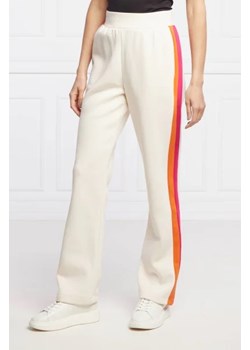 GUESS ACTIVE Spodnie dresowe BRANDIE | Relaxed fit ze sklepu Gomez Fashion Store w kategorii Spodnie damskie - zdjęcie 172970067