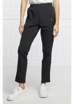 Liu Jo Sport Spodnie dresowe | Regular Fit ze sklepu Gomez Fashion Store w kategorii Spodnie damskie - zdjęcie 172970559