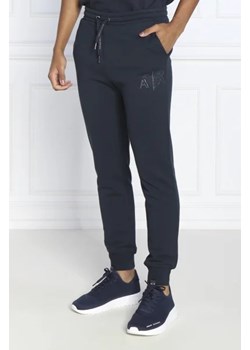 Armani Exchange Spodnie dresowe | Regular Fit ze sklepu Gomez Fashion Store w kategorii Spodnie męskie - zdjęcie 172973406