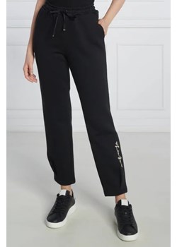 Liu Jo Sport Spodnie dresowe | Regular Fit ze sklepu Gomez Fashion Store w kategorii Spodnie damskie - zdjęcie 172973447