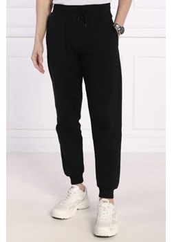 BOSS BLACK Spodnie dresowe Iconic Pants | Regular Fit ze sklepu Gomez Fashion Store w kategorii Spodnie męskie - zdjęcie 172973468