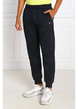 Tommy Sport Spodnie dresowe | Regular Fit ze sklepu Gomez Fashion Store w kategorii Spodnie męskie - zdjęcie 172974967