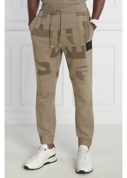 BOSS GREEN Spodnie dresowe Hover Lotus | Relaxed fit ze sklepu Gomez Fashion Store w kategorii Spodnie męskie - zdjęcie 172980045
