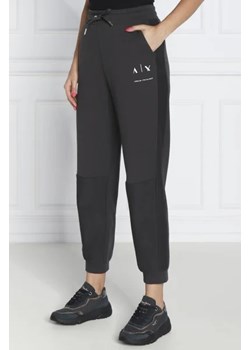 Armani Exchange Spodnie dresowe | Regular Fit ze sklepu Gomez Fashion Store w kategorii Spodnie damskie - zdjęcie 172980536