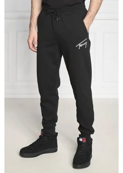 Tommy Jeans Spodnie dresowe | Regular Fit ze sklepu Gomez Fashion Store w kategorii Spodnie męskie - zdjęcie 172981885