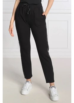 Liu Jo Sport Spodnie dresowe | Regular Fit ze sklepu Gomez Fashion Store w kategorii Spodnie damskie - zdjęcie 172986259