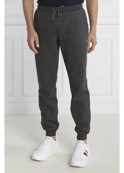 Tommy Hilfiger Spodnie dresowe | Regular Fit ze sklepu Gomez Fashion Store w kategorii Spodnie męskie - zdjęcie 172987907