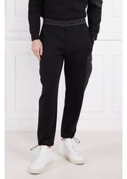 Emporio Armani Spodnie dresowe | Regular Fit ze sklepu Gomez Fashion Store w kategorii Spodnie męskie - zdjęcie 172989036