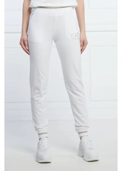 EA7 Spodnie dresowe | Slim Fit ze sklepu Gomez Fashion Store w kategorii Spodnie damskie - zdjęcie 172993366