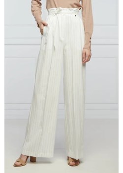 Liu Jo Spodnie | z dodatkiem lnu | flare fit ze sklepu Gomez Fashion Store w kategorii Spodnie damskie - zdjęcie 172996338