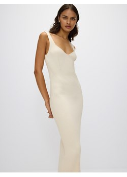Reserved - Dzianinowa sukienka w prążek z wiskozy - kremowy ze sklepu Reserved w kategorii Sukienki - zdjęcie 172997648