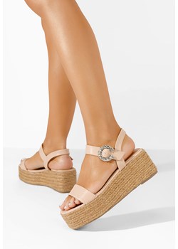 Beżowe sandały na platformie Zabella ze sklepu Zapatos w kategorii Sandały damskie - zdjęcie 173001337