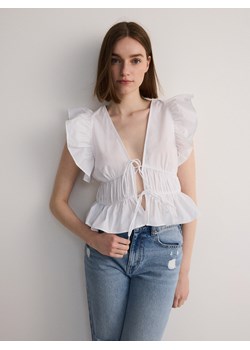Reserved - Krótka bluzka z falbanami - biały ze sklepu Reserved w kategorii Bluzki damskie - zdjęcie 173012757