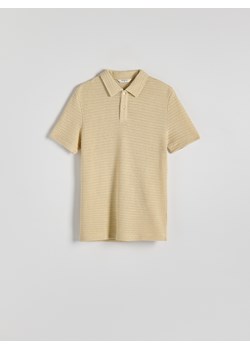 Reserved - Strukturalna koszulka polo regular - beżowy ze sklepu Reserved w kategorii T-shirty męskie - zdjęcie 173013069
