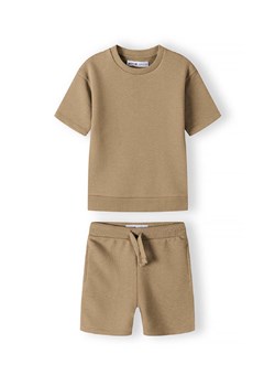 Beżowy komplet dla małego chłopca- t-shirt i szorty ze sklepu 5.10.15 w kategorii Komplety chłopięce - zdjęcie 173013387