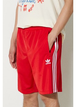 adidas Originals szorty męskie kolor czerwony IM9421 ze sklepu PRM w kategorii Spodenki męskie - zdjęcie 173015557